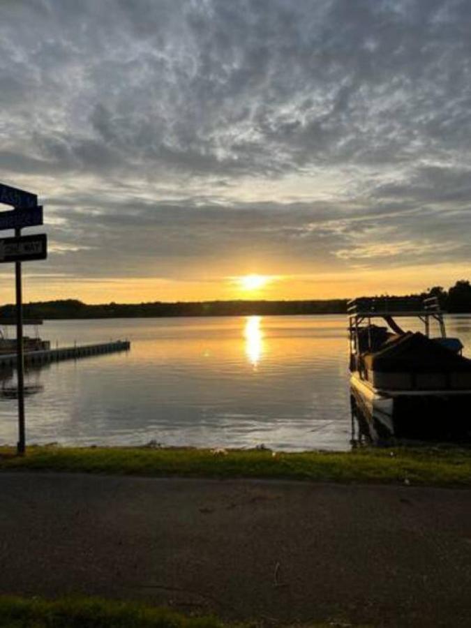 4 Bdr Cottage, Views, Dogs Welcome Holiday home *