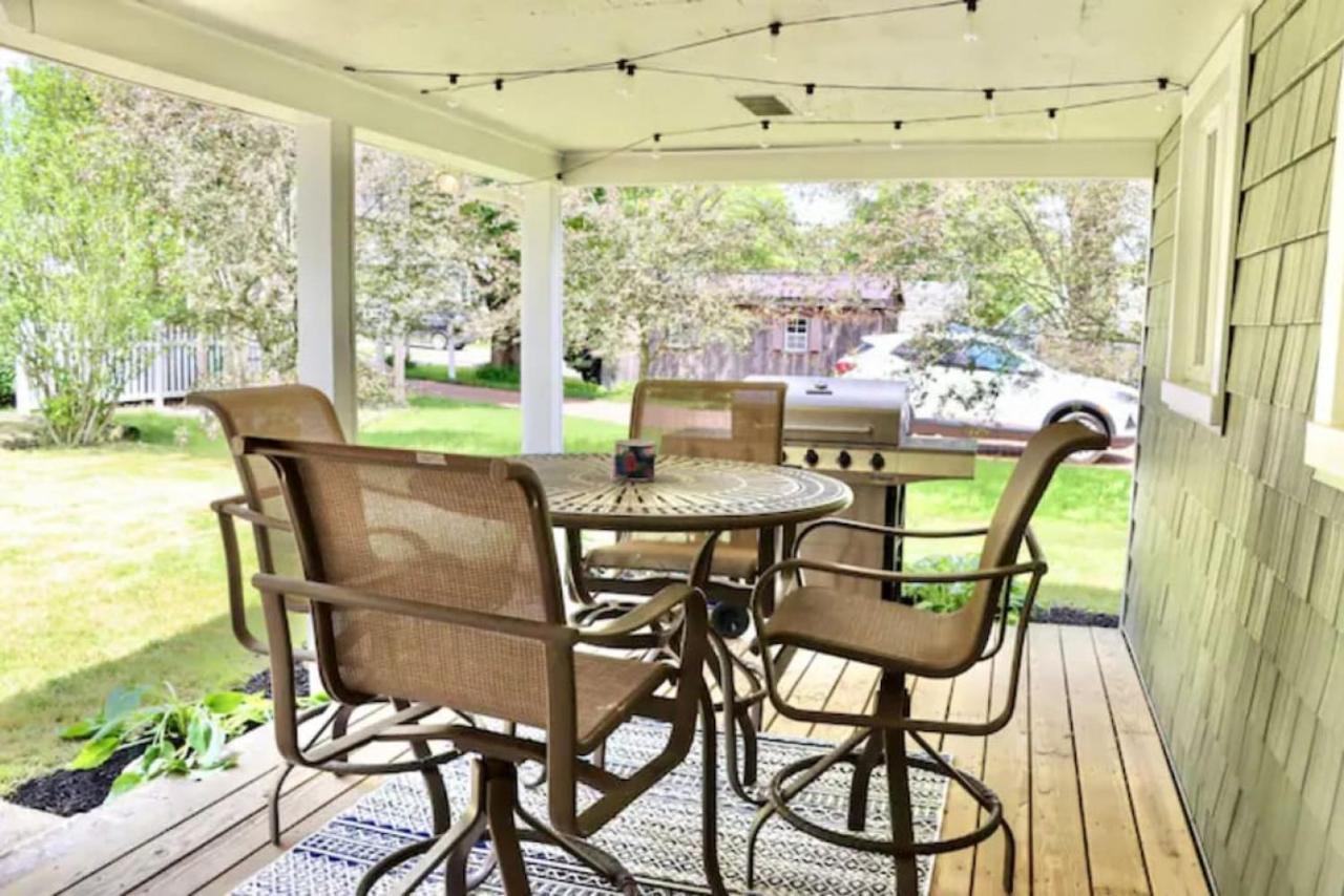 4 Bdr Cottage, Views, Dogs Welcome Holiday home Edinboro